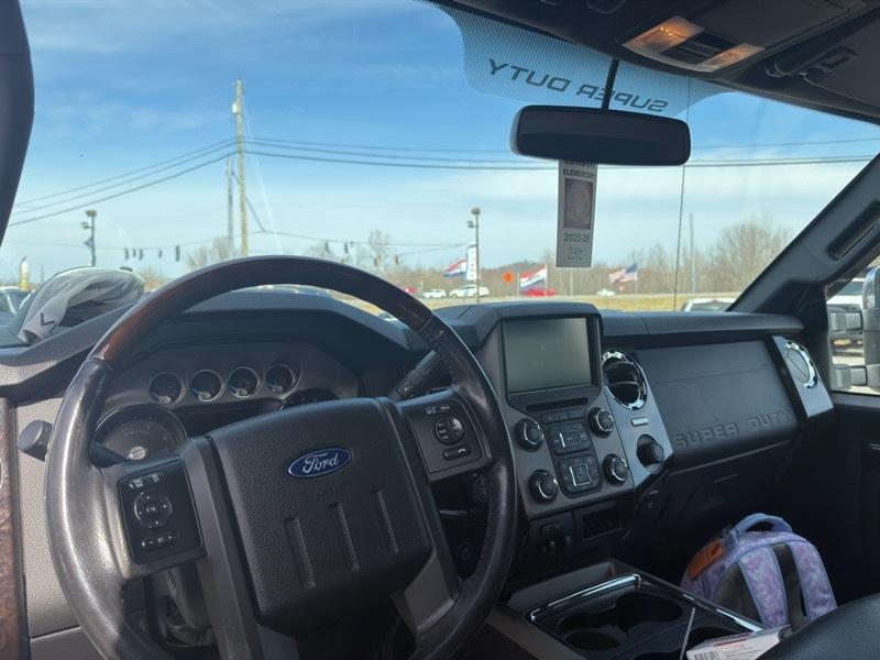 Ford F-250 SD Platinum Crew Cab 4WD 2016