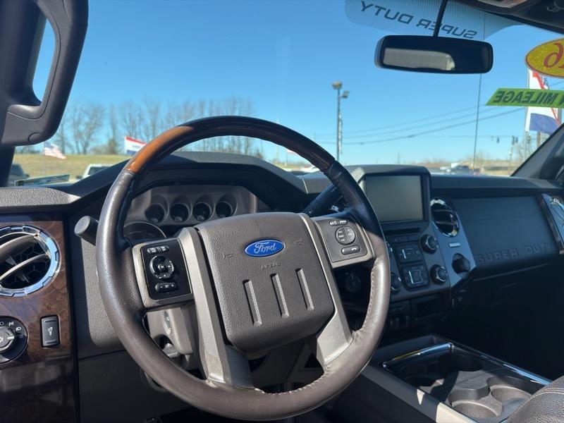 Ford F-250 SD Platinum Crew Cab 4WD 2016