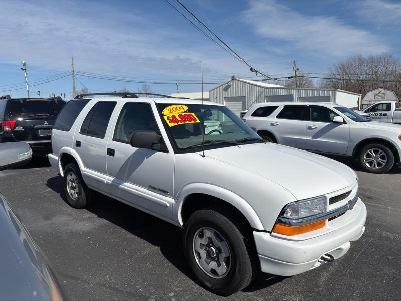 2004 Chevrolet Blazer 4-Door 4WD LS