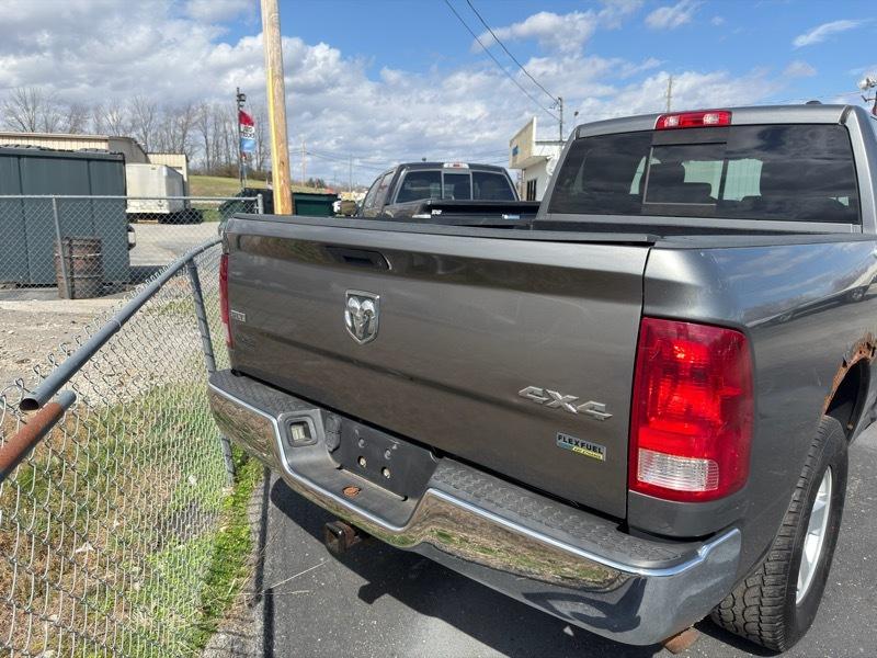 RAM 1500 4WD Quad Cab 140.5" ST 2012