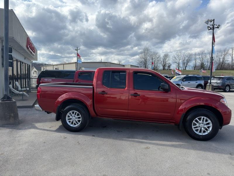 Nissan Frontier PRO-4X Crew Cab 5AT 4WD 2016