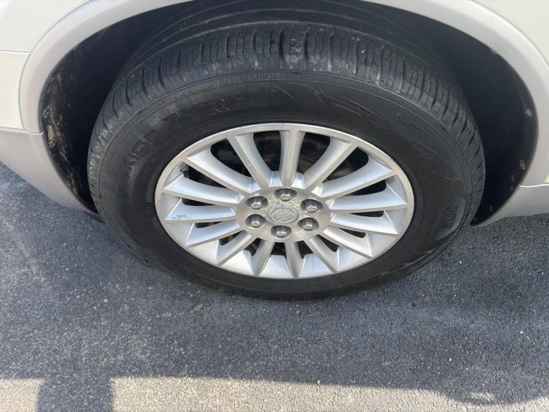 Buick Enclave CXL FWD 2008