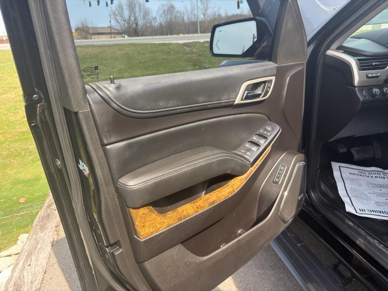 GMC Yukon XL Denali 4WD 2016