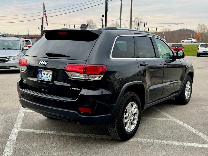 Jeep Grand Cherokee Laredo 4WD 2020