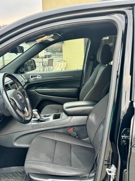 Jeep Grand Cherokee Laredo 4WD 2020