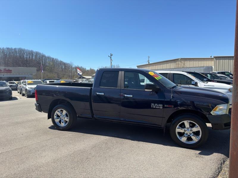 RAM 1500 4WD Crew Cab 140.5" Big Horn 2014