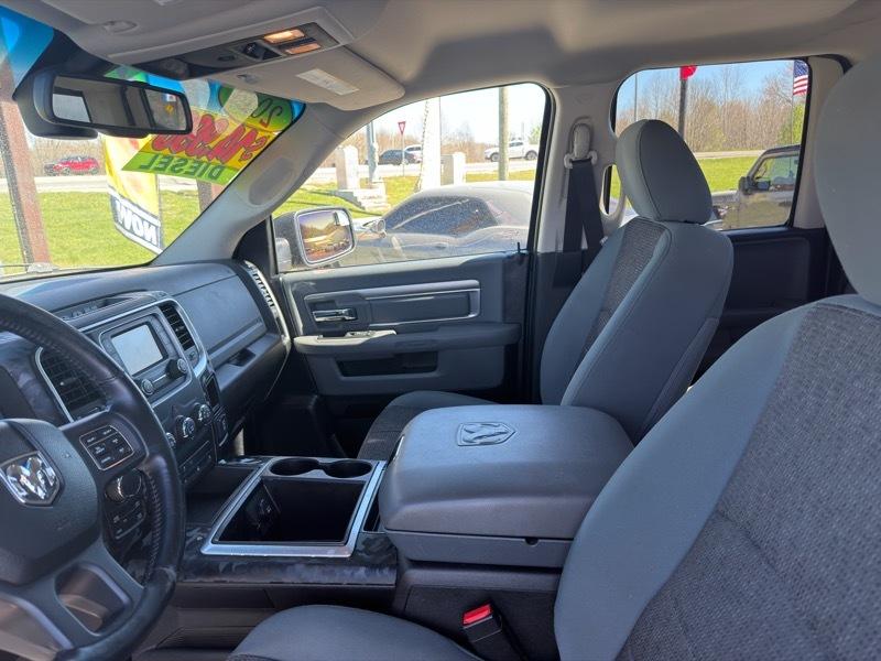 RAM 1500 4WD Crew Cab 140.5" Big Horn 2014