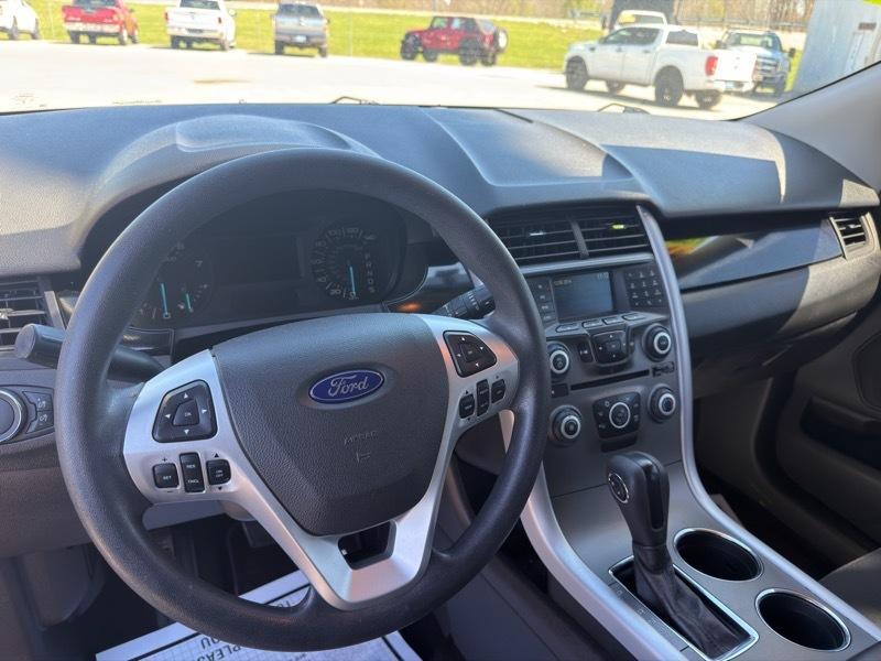 Ford Edge SE FWD 2014