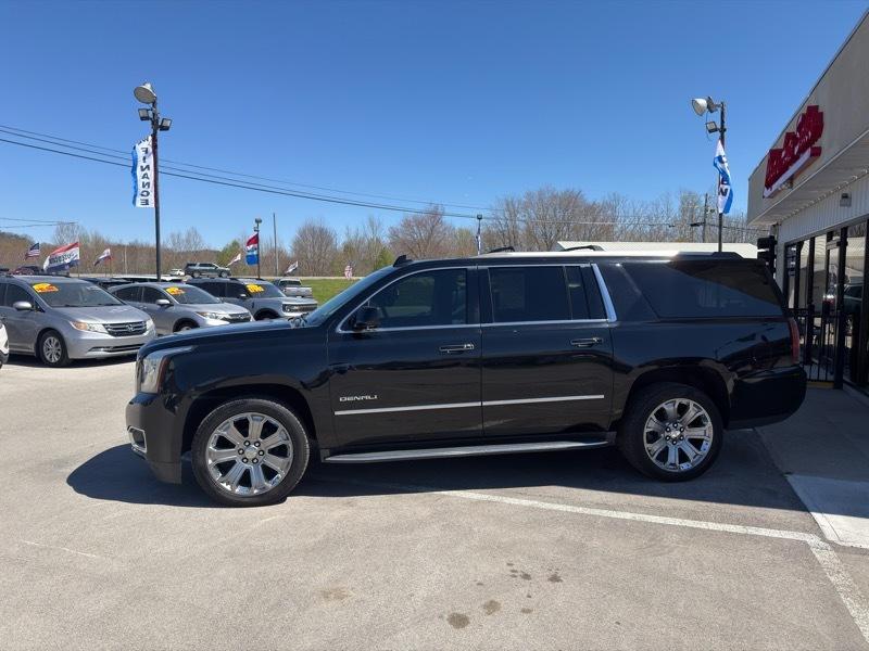 GMC Yukon XL Denali 4WD 2016