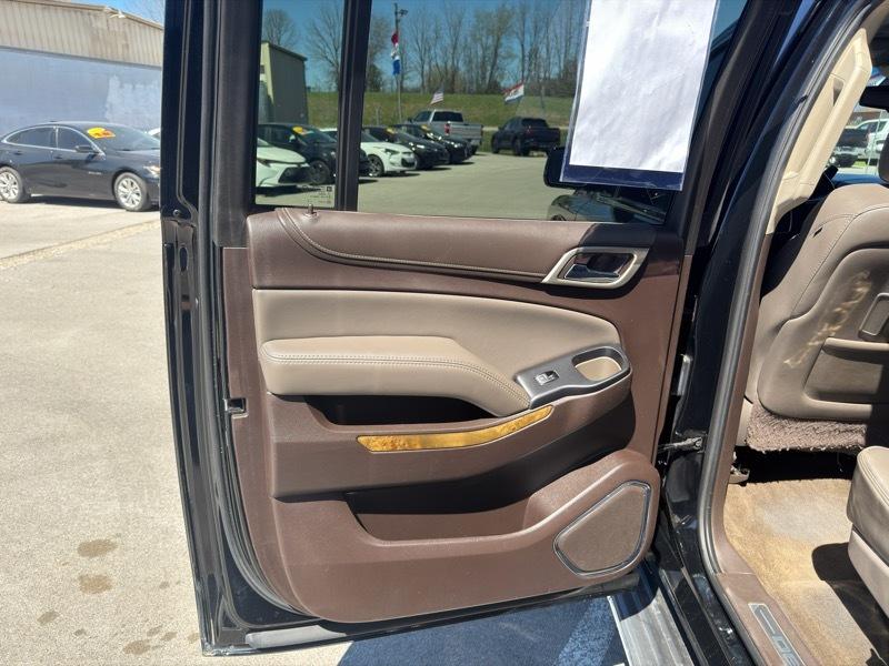 GMC Yukon XL Denali 4WD 2016