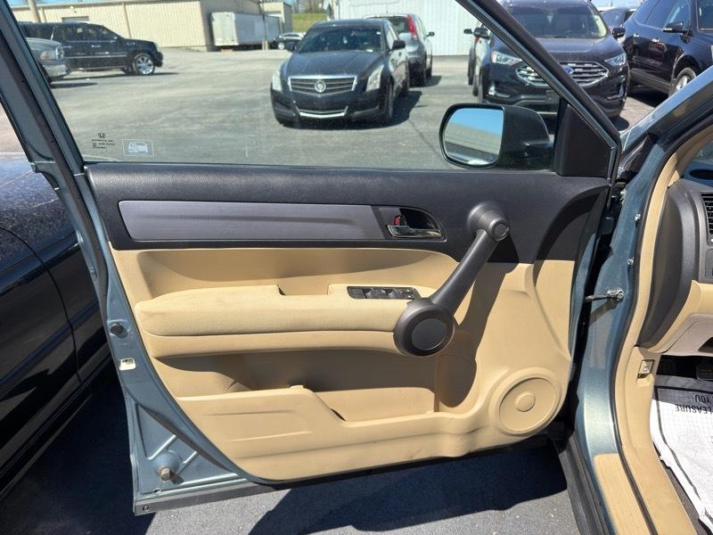 Honda CR-V LX 4WD 5-Speed AT 2011