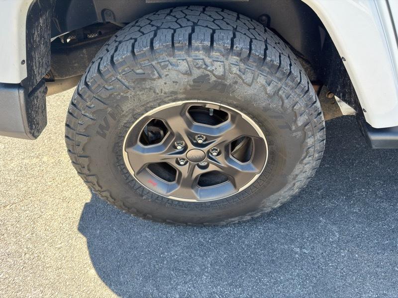 Jeep Wrangler Unlimited Sahara 4WD 2015