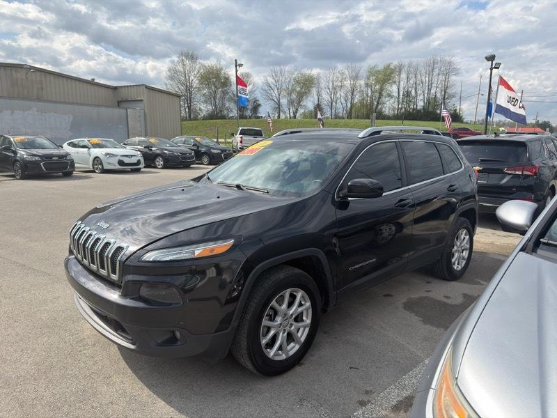 Jeep Cherokee Latitude 4WD 2016