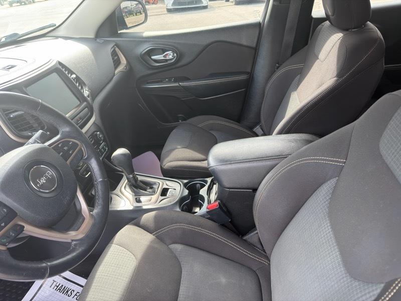 Jeep Cherokee Latitude 4WD 2016