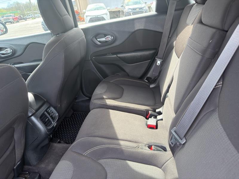 Jeep Cherokee Latitude 4WD 2016