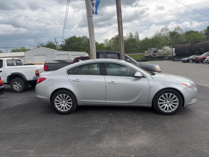 Buick Regal CXL - 4XL 2011