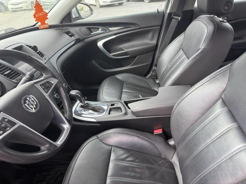 Buick Regal CXL - 4XL 2011