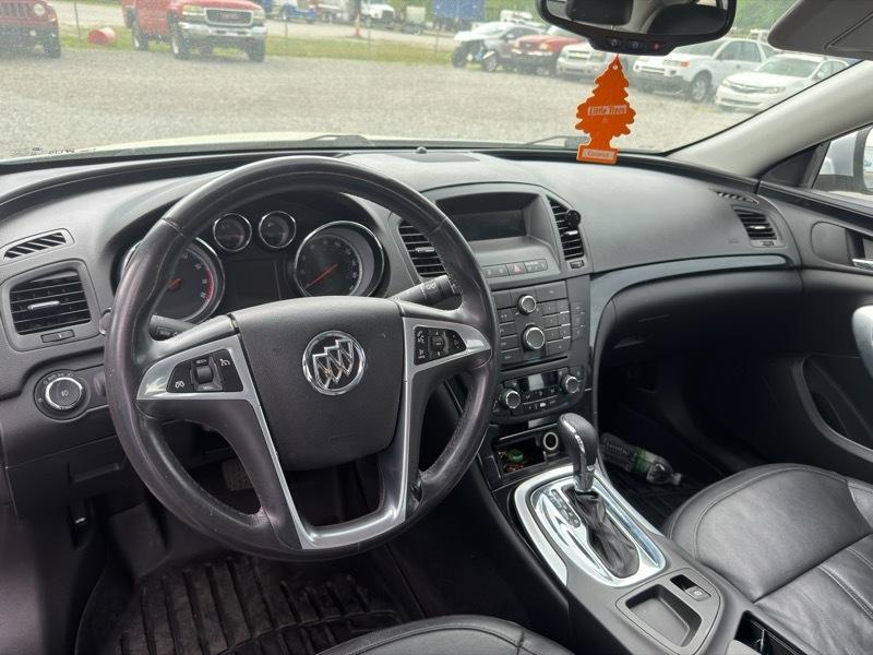 Buick Regal CXL - 4XL 2011