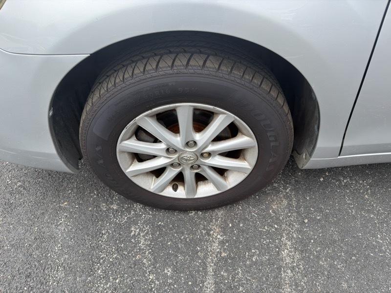 Toyota Camry 4dr Sdn LE Auto 2010