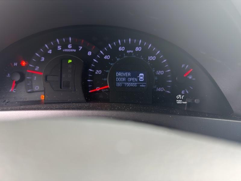 Toyota Camry 4dr Sdn LE Auto 2010