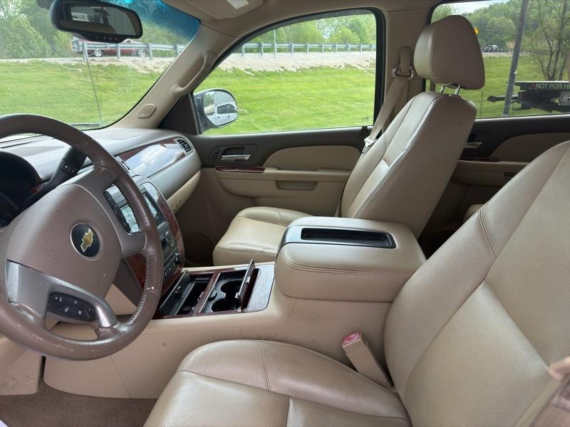 Chevrolet Avalanche LTZ 4WD 2013