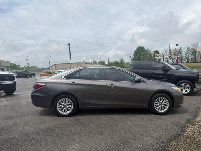 Toyota Camry XLE 2016