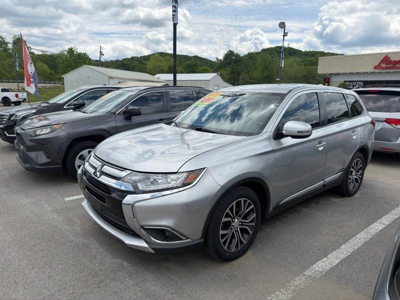 Mitsubishi Outlander SEL 2WD 2018