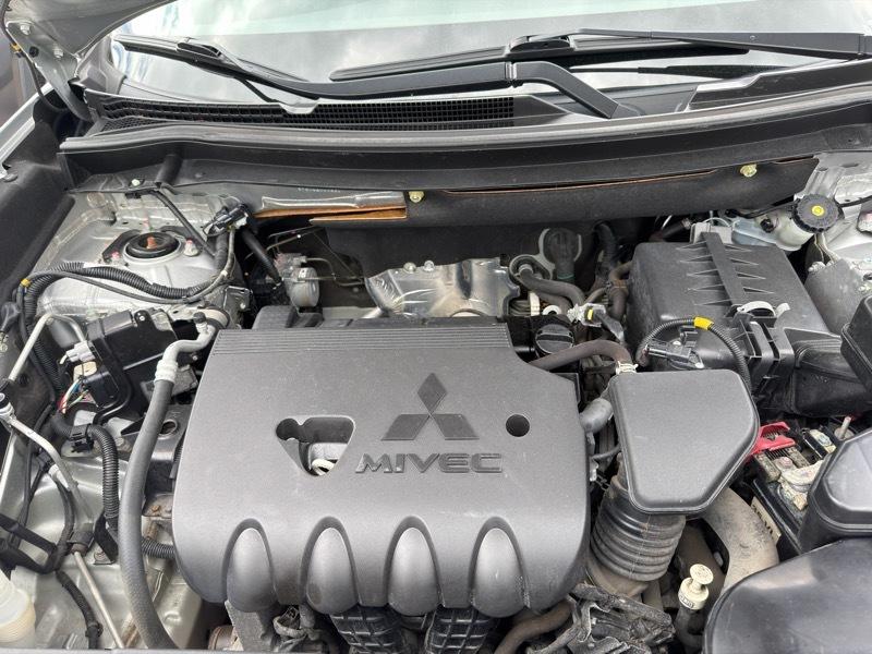 Mitsubishi Outlander SEL 2WD 2018