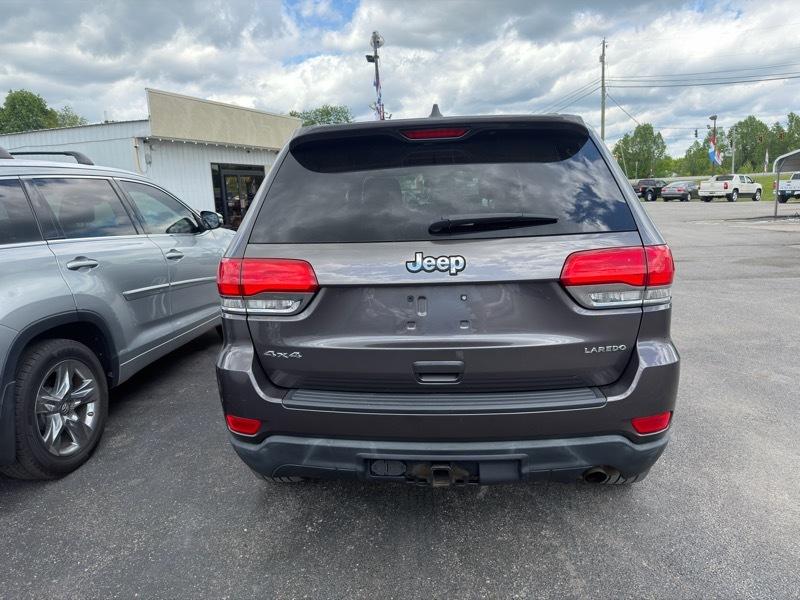 Jeep Grand Cherokee Laredo 4WD 2015