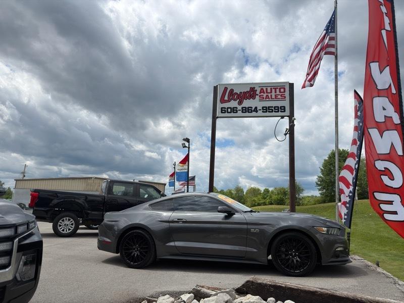 Ford Mustang GT Premium Coupe 2017