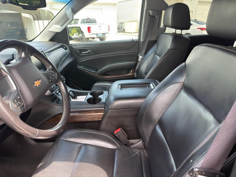 Chevrolet Suburban LT 4WD 2017