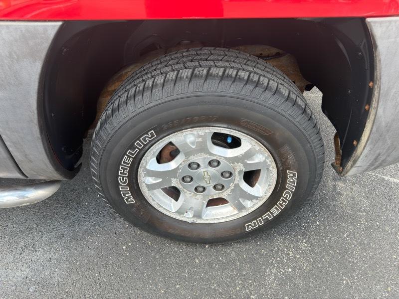 Chevrolet Avalanche 1500 4WD 2004