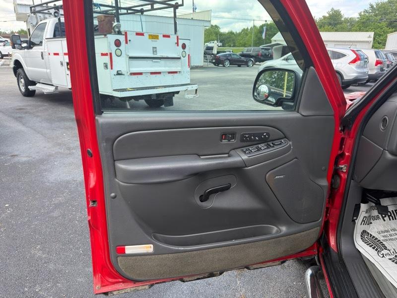 Chevrolet Avalanche 1500 4WD 2004