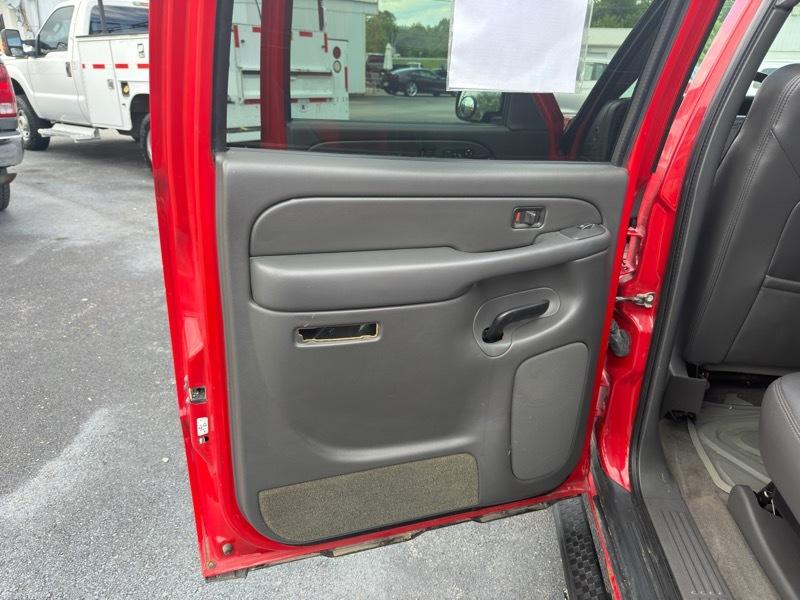 Chevrolet Avalanche 1500 4WD 2004