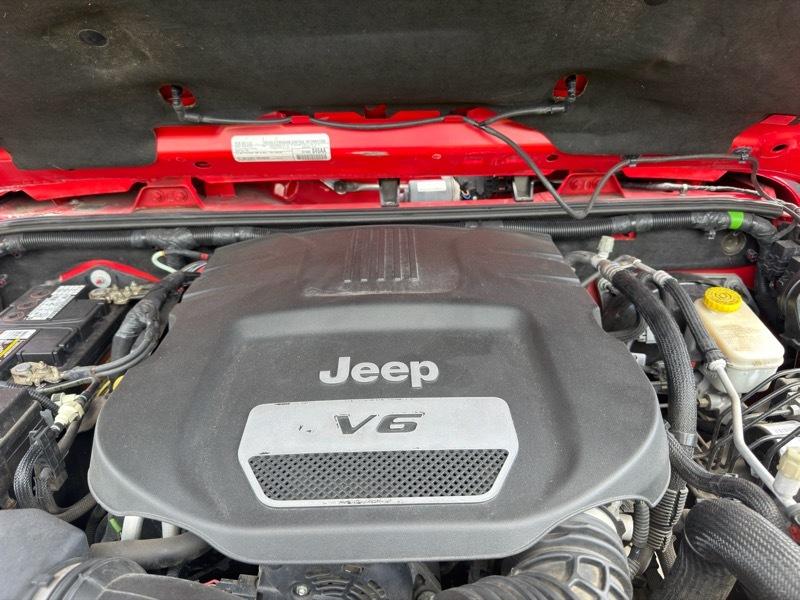 Jeep Wrangler Unlimited Sahara 4WD 2017