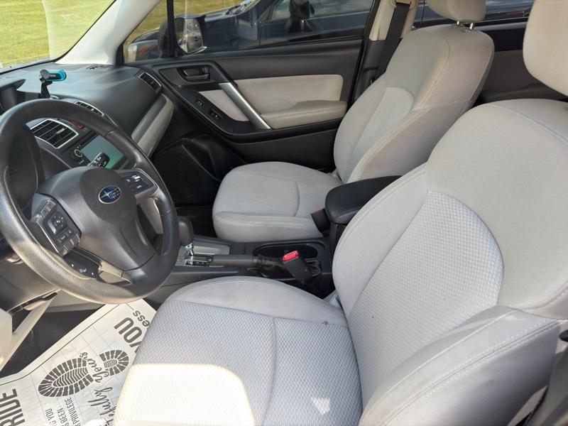 Subaru Forester 2.5i Premium PZEV CVT 2016