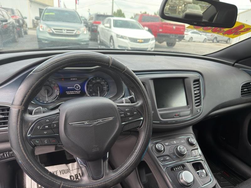 Chrysler 200 S 2015