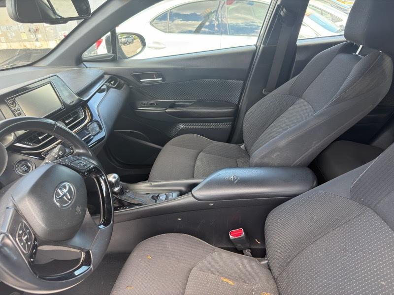 Toyota C-HR XLE 2018