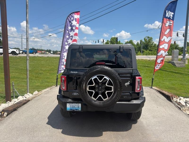 Ford Bronco Base 2-Door w/Advanced 2023