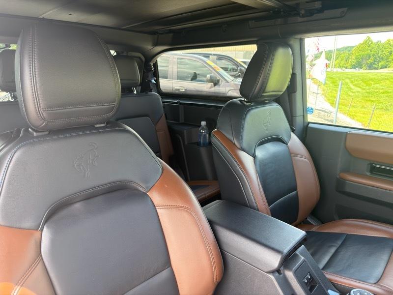 Ford Bronco Base 2-Door w/Advanced 2023