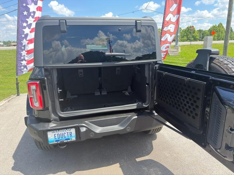 Ford Bronco Base 2-Door w/Advanced 2023