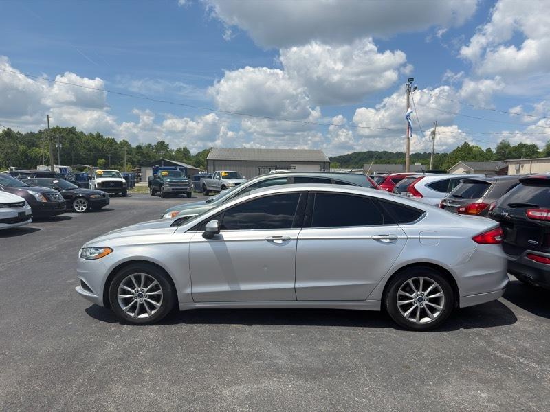 Ford Fusion SE 2017