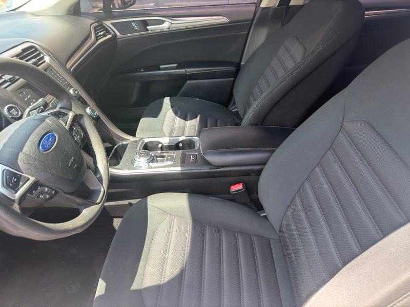 Ford Fusion SE 2017