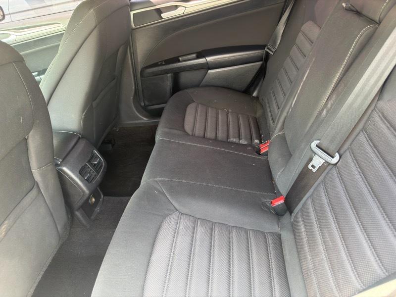 Ford Fusion SE 2017