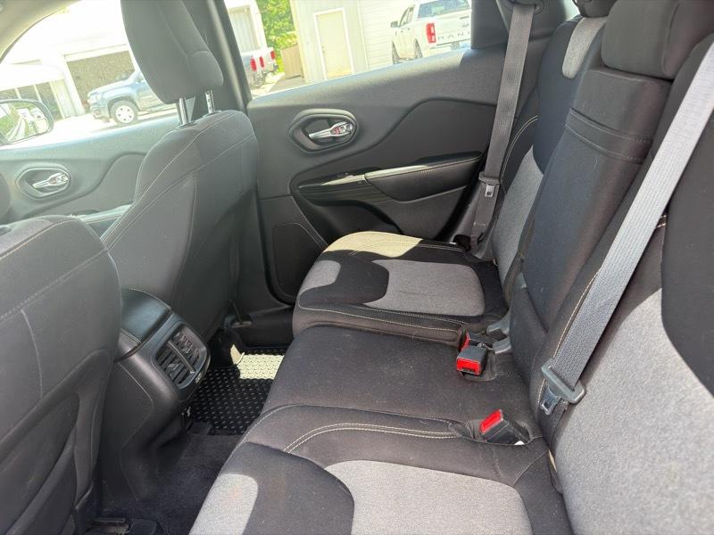 Jeep Cherokee Latitude 4WD 2014