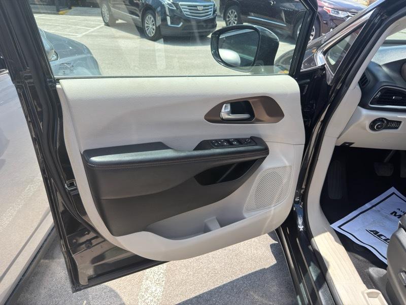 Chrysler Pacifica Touring-L 2018