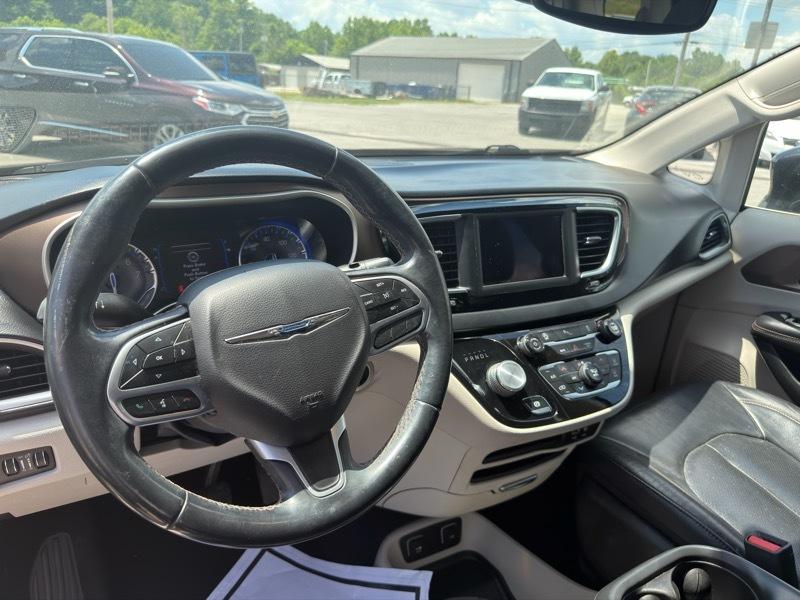 Chrysler Pacifica Touring-L 2018
