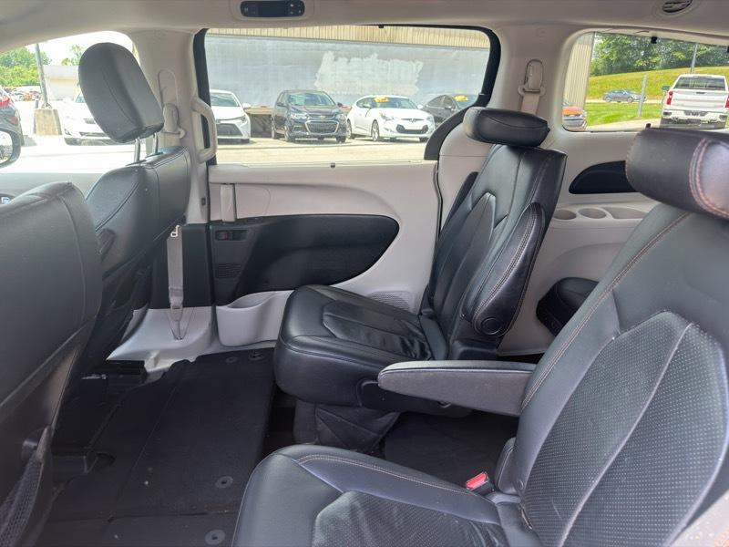 Chrysler Pacifica Touring-L 2018