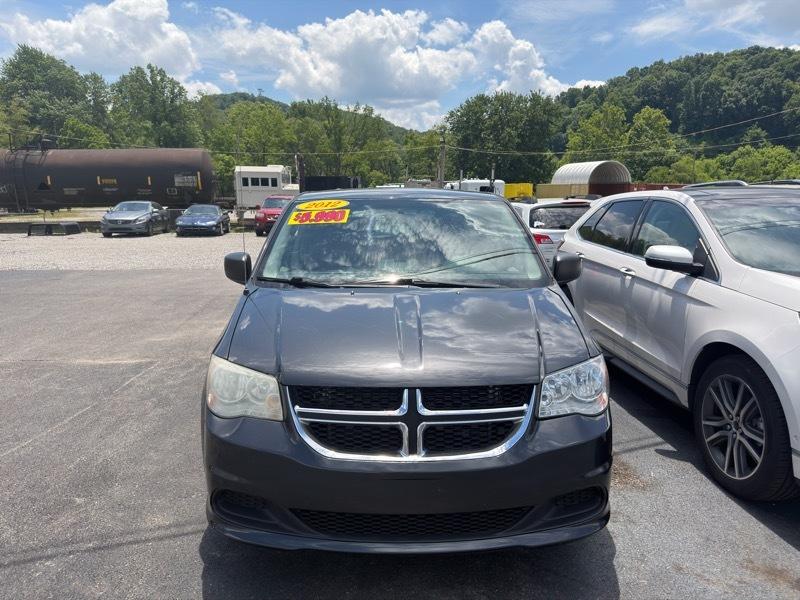 Dodge Grand Caravan SE 2012