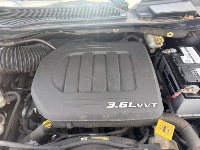 Dodge Grand Caravan SE 2012